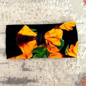 Sunflower bow